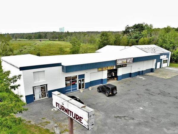 184-186 E Broadway, Monticello, NY 12701