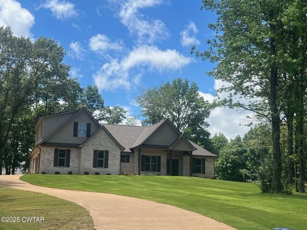 11 Burning Tree Cove, Jackson, TN 38305