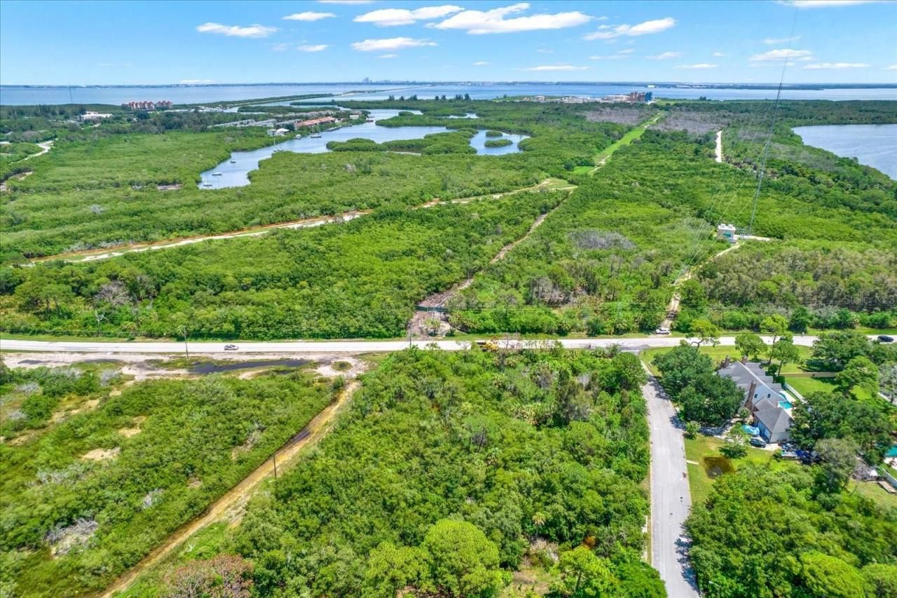 Osceola Court Ne, Saint Petersburg, FL 33702 Photo