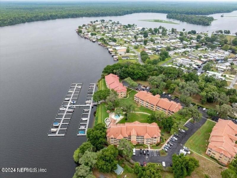 99 Broad River Place, Unit 3206, Welaka, FL 32193 Photo