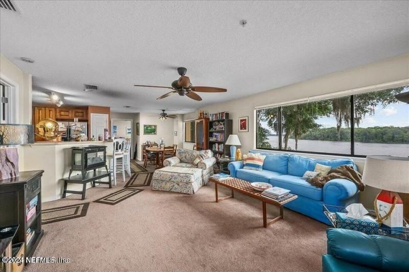 99 Broad River Place, Unit 3206, Welaka, FL 32193 Photo