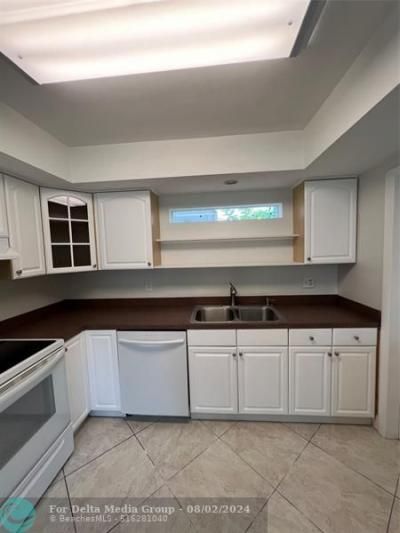 4800 NE 21st Avenue, Fort Lauderdale, FL 33308 Photo