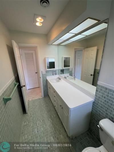 4800 NE 21st Avenue, Fort Lauderdale, FL 33308 Photo