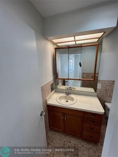 4800 NE 21st Avenue, Fort Lauderdale, FL 33308 Photo