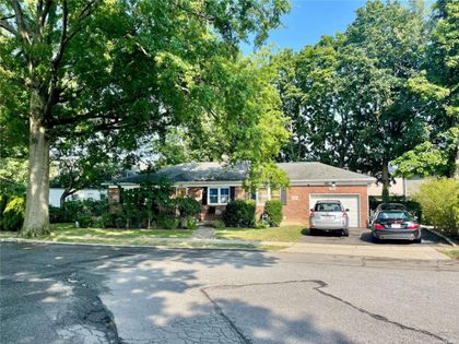 215 W Poplar Street Floral Park, NY 11001