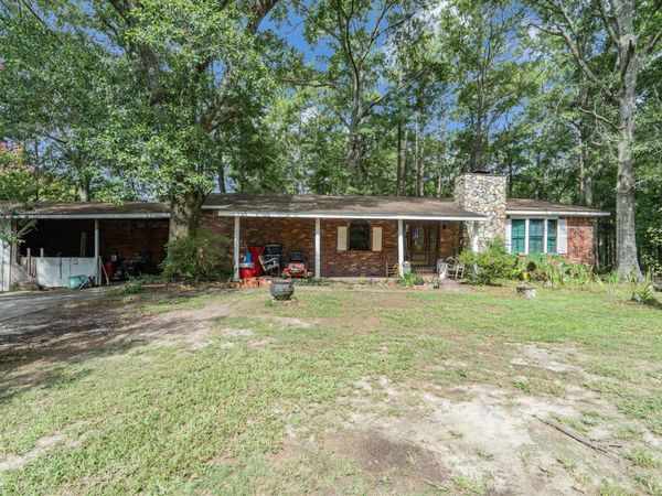 80 Wain Huckabee Road, Laurel Hill, FL 32567