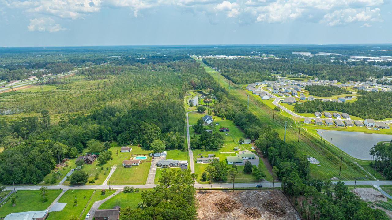 1184 Limehouse Lane Photo 13