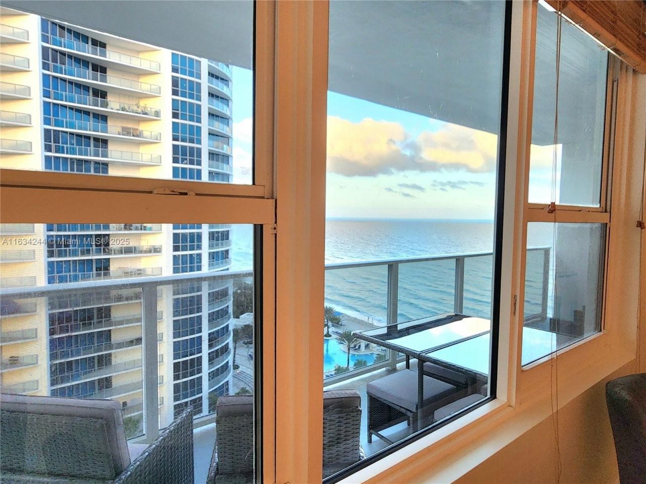 3505 S Ocean Dr, Unit 1409, Hollywood, FL 33019 Photo