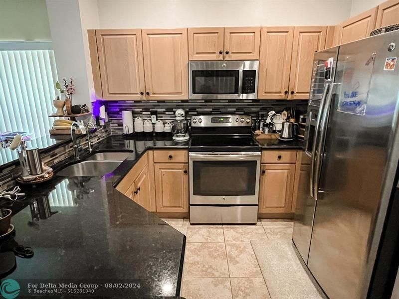 12014 SW 2nd Street, Pembroke Pines, FL 33025 Photo