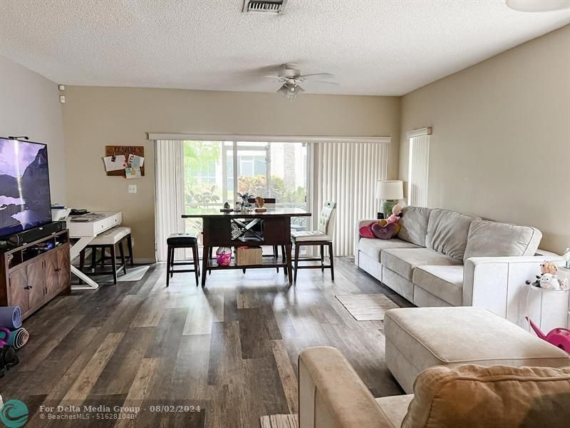 12014 SW 2nd Street, Pembroke Pines, FL 33025 Photo