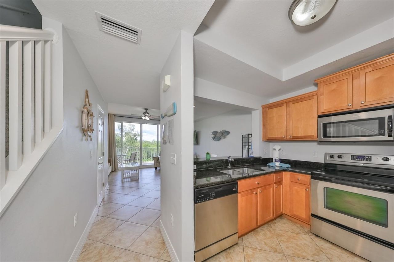 3226 Mangrove Point Drive, Ruskin, FL 33570 Photo