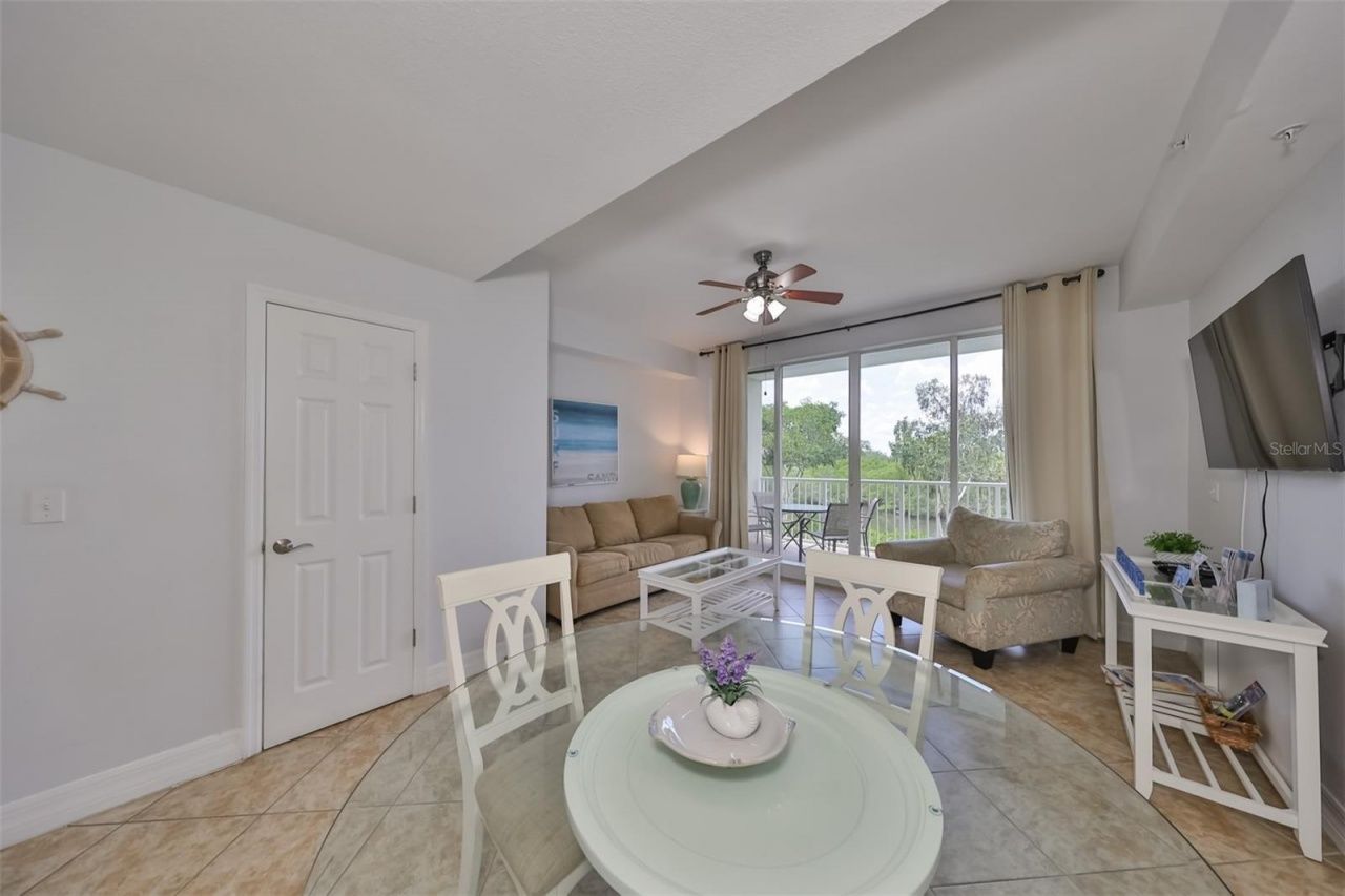 3226 Mangrove Point Drive, Ruskin, FL 33570 Photo