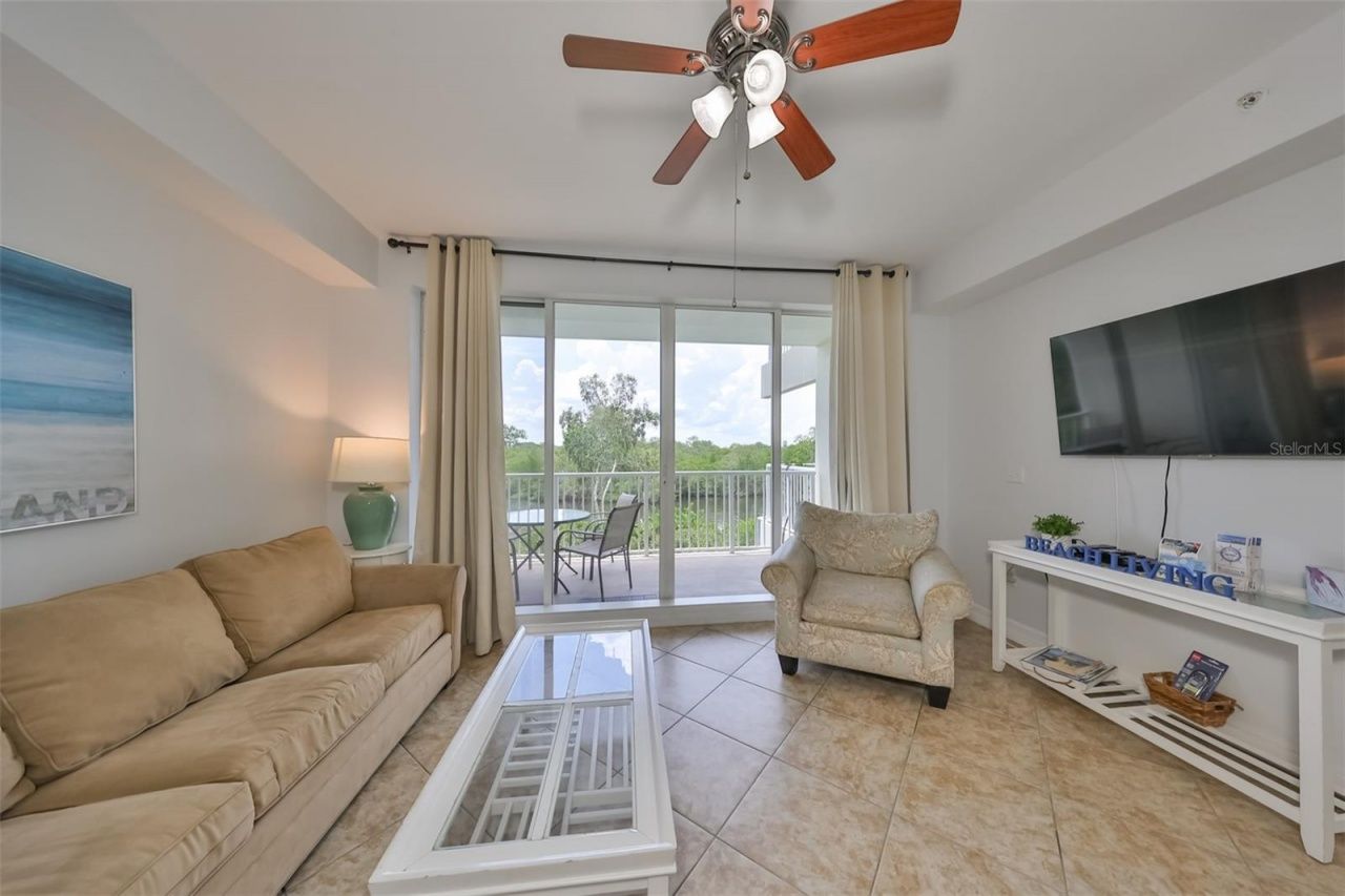 3226 Mangrove Point Drive, Ruskin, FL 33570 Photo
