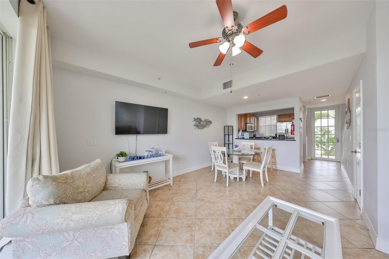 3226 Mangrove Point Drive, Ruskin, FL 33570 Photo