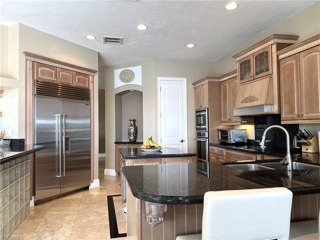 5460 Harborage Dr, Fort Myers, FL 33908 Photo