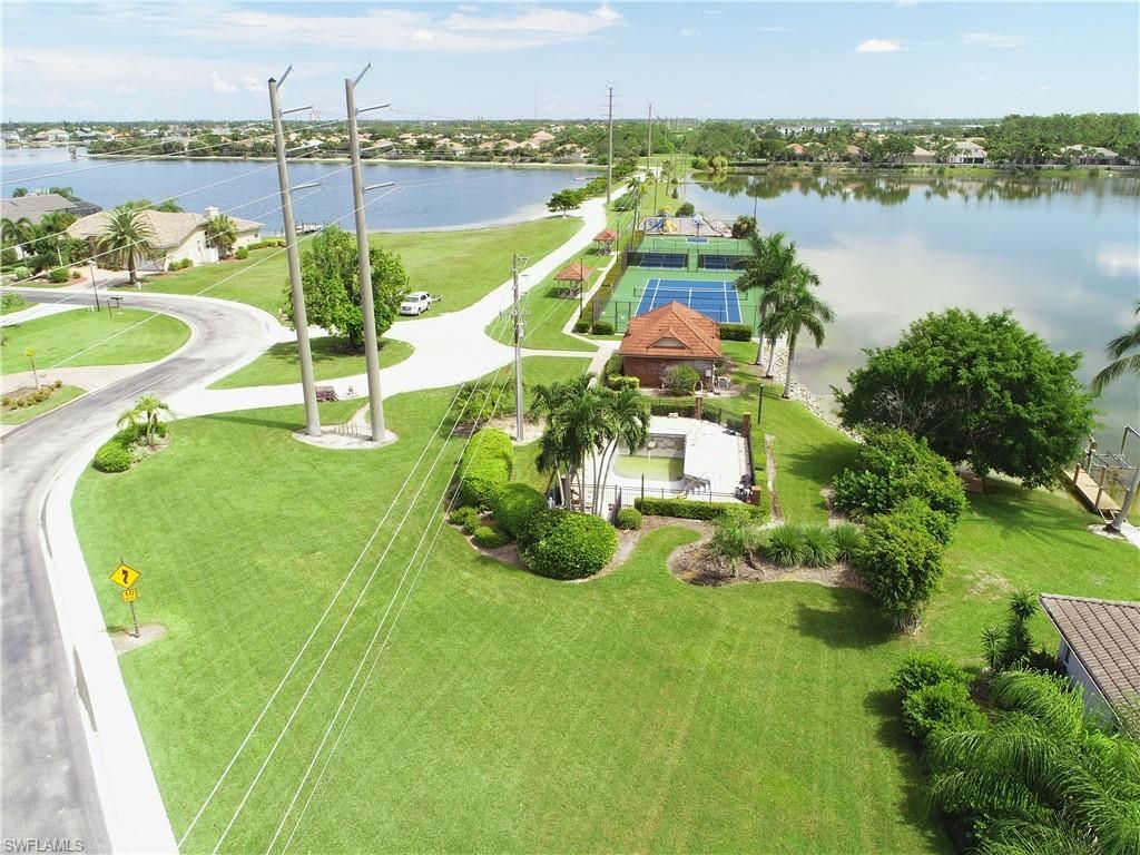 5460 Harborage Dr, Fort Myers, FL 33908 Photo