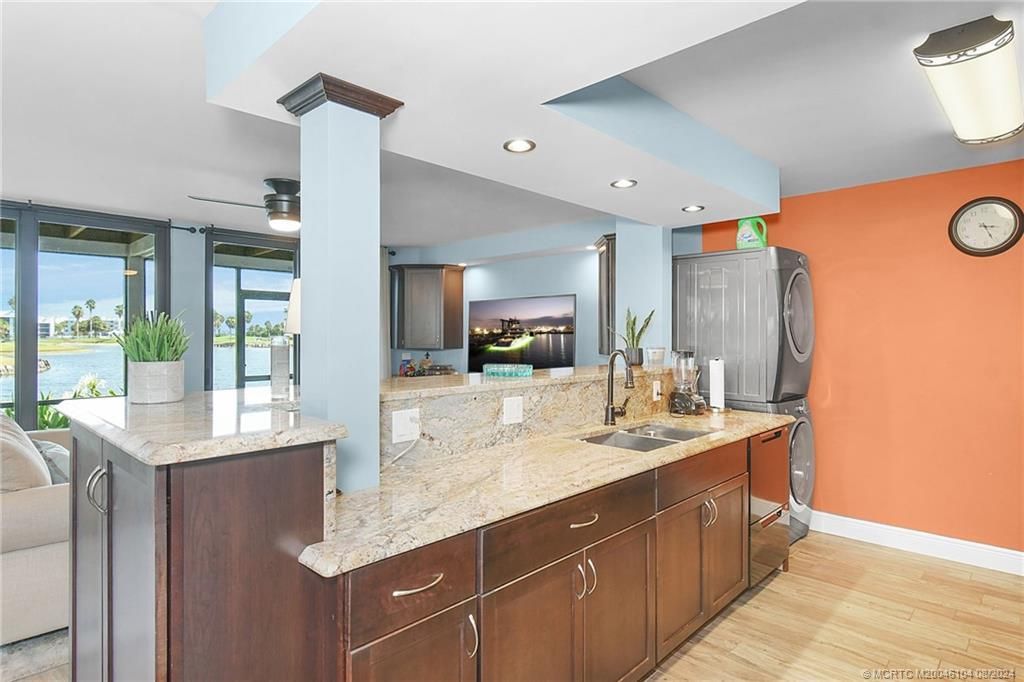 311 NE Golfview Circle, Hutchinson Island, FL 34996 Photo