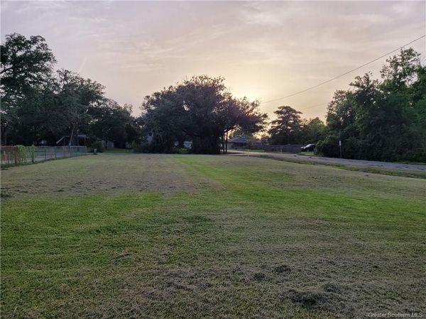 822 Sally Mae Street, Lake Charles, LA 70601