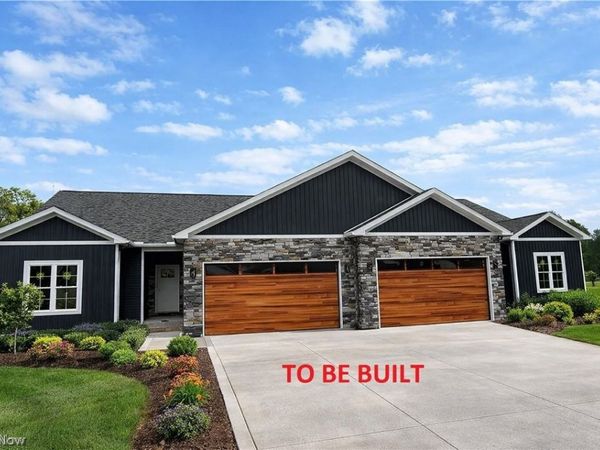 8713 Harvest Glenn Trail, Unit 23, Poland, OH 44514