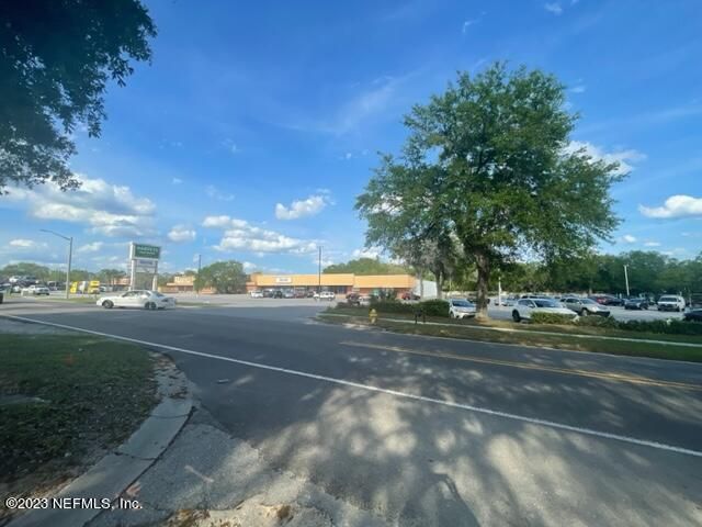 112 Arlington Road N, Jacksonville, FL 32216 Photo