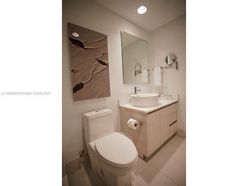 2602 E Hallandale Beach Blvd, Unit 2905, Hallandale Beach, FL 33009 Photo