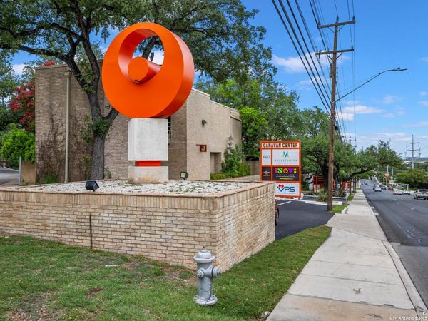 8647 WURZBACH RD, San Antonio, TX 78240