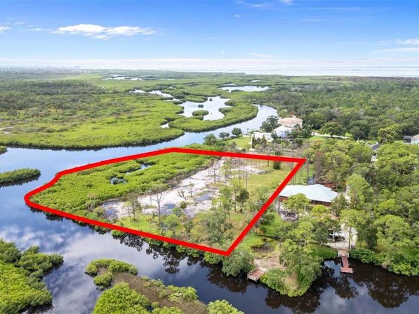 12101 STATE STREET, TAMPA, FL 33635