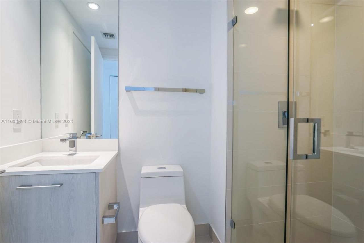 55 SW 9th St, Unit 2108, Miami, FL 33130 Photo