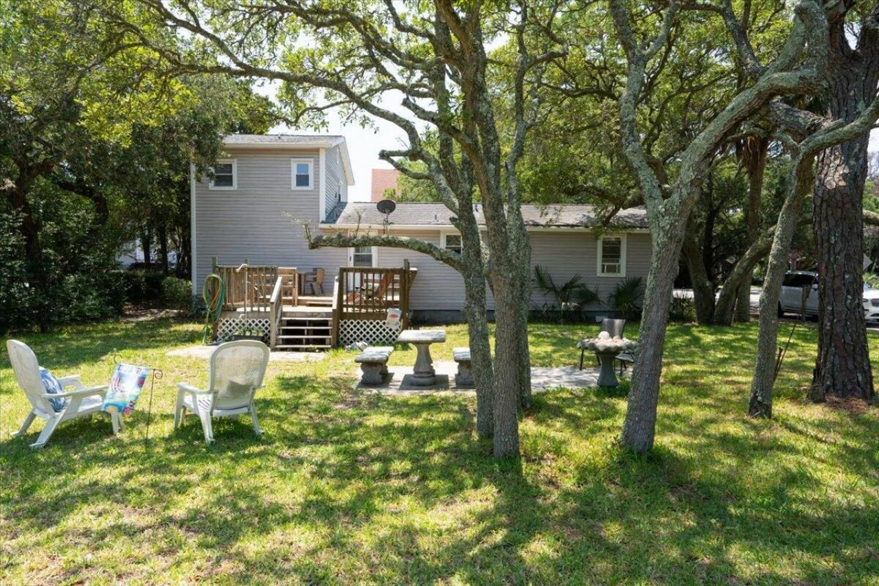 1302 E Ashley Avenue Photo 40