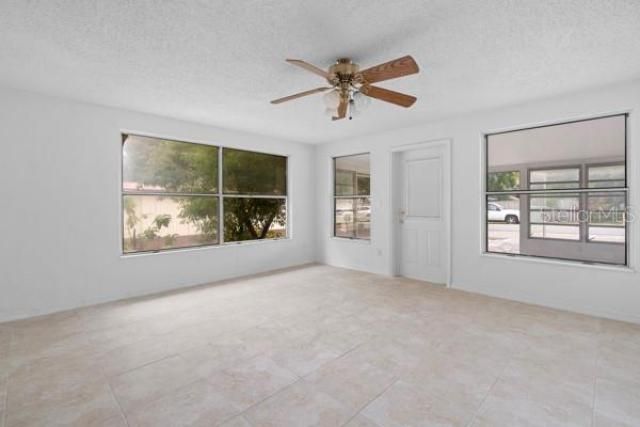 1404 E Alfred Street, Tavares, FL 32778 Photo
