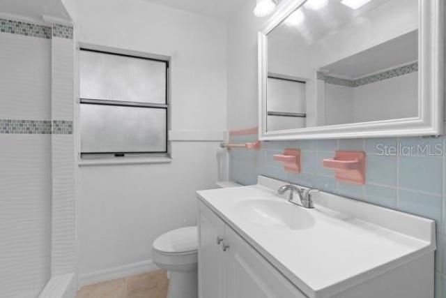 1404 E Alfred Street, Tavares, FL 32778 Photo