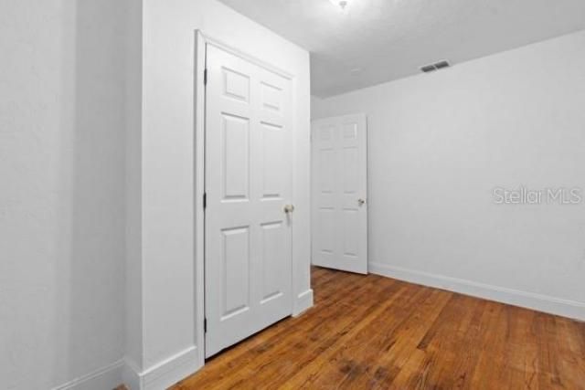 1404 E Alfred Street, Tavares, FL 32778 Photo