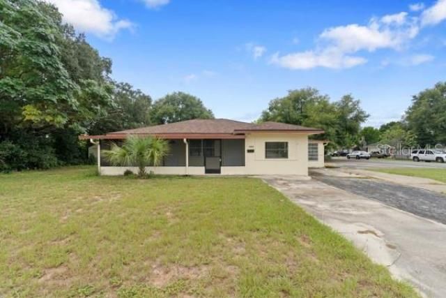 1404 E Alfred Street, Tavares, FL 32778 Photo