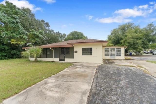 1404 E Alfred Street, Tavares, FL 32778 Photo
