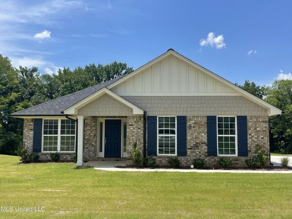 7807 Mary Mccoy Drive, Horn Lake, MS 38637