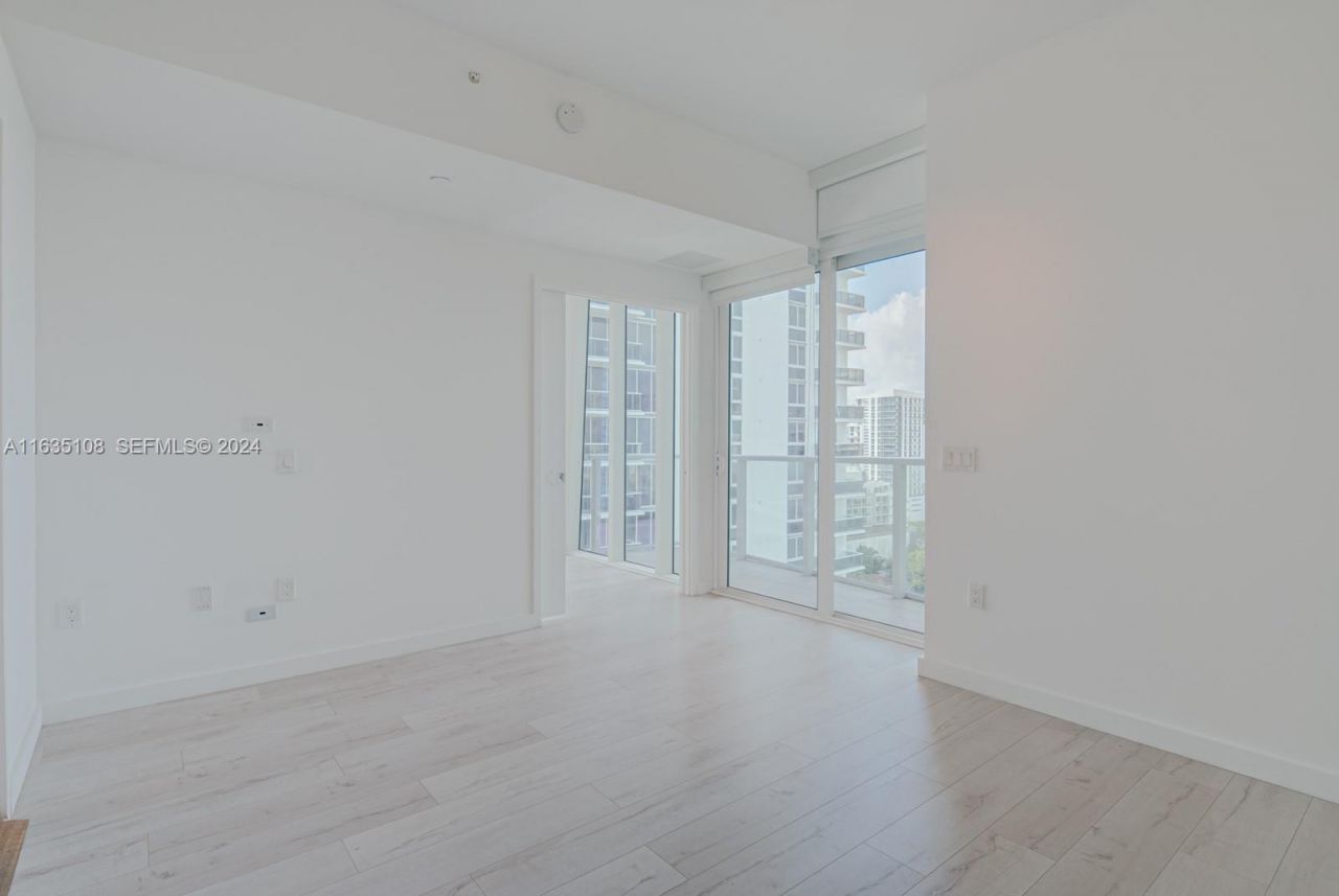 601 NE 27th St, Unit 1502, Miami, FL 33137 Photo