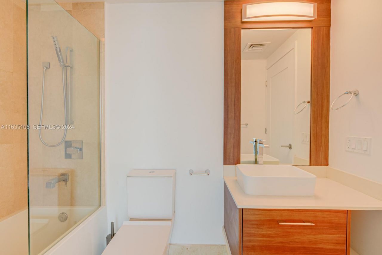 601 NE 27th St, Unit 1502, Miami, FL 33137 Photo