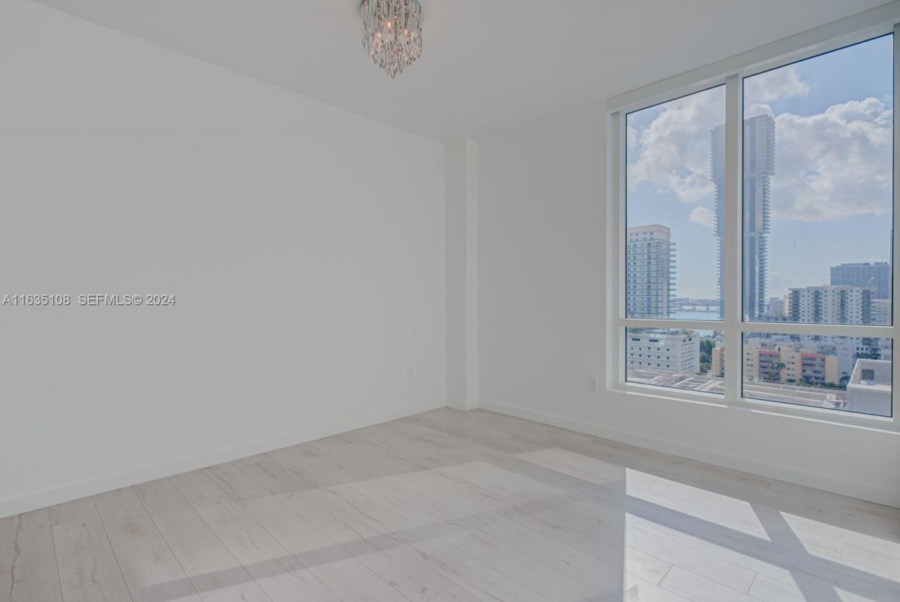 601 NE 27th St, Unit 1502, Miami, FL 33137 Photo