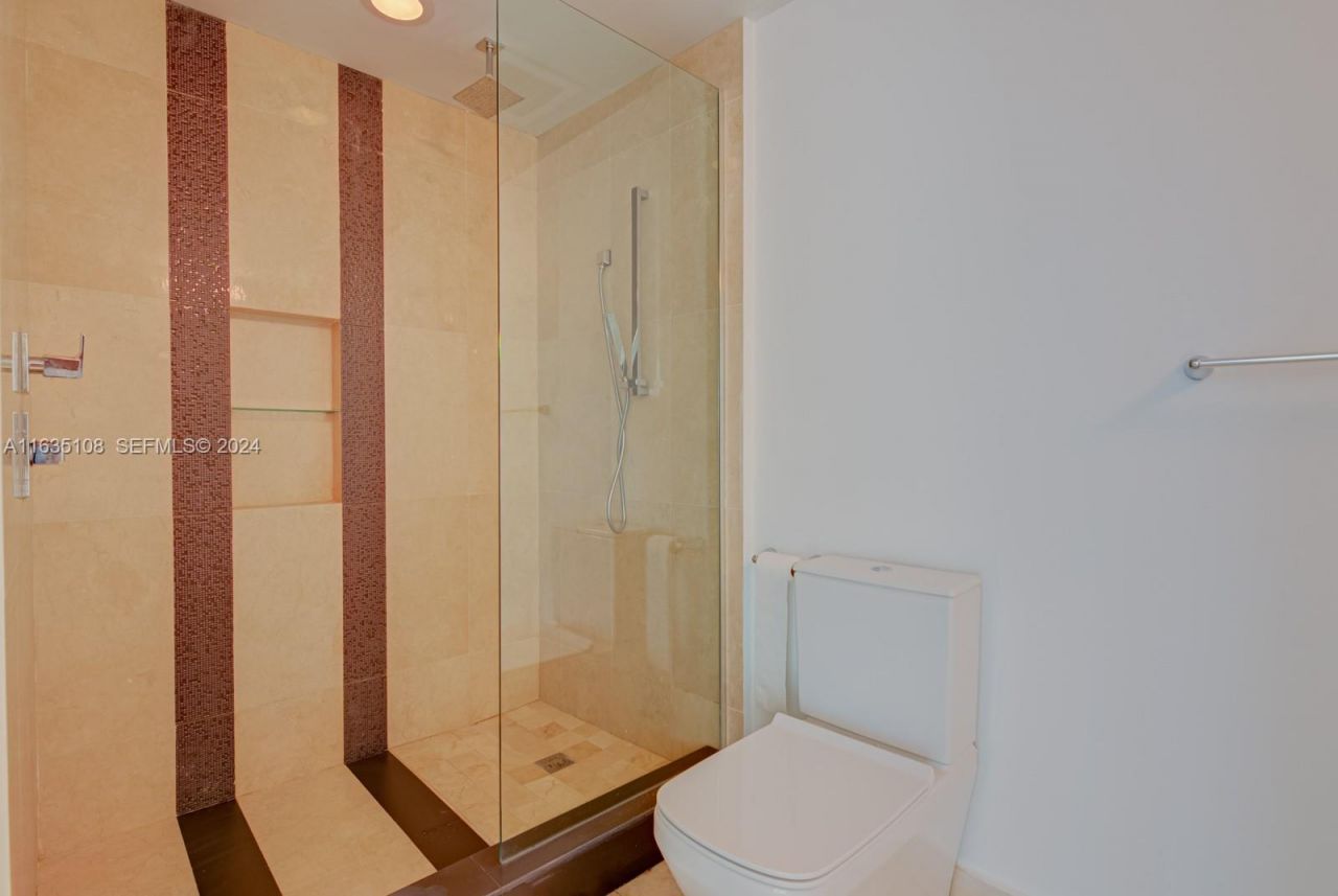 601 NE 27th St, Unit 1502, Miami, FL 33137 Photo