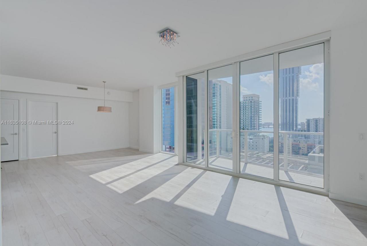 601 NE 27th St, Unit 1502, Miami, FL 33137 Photo