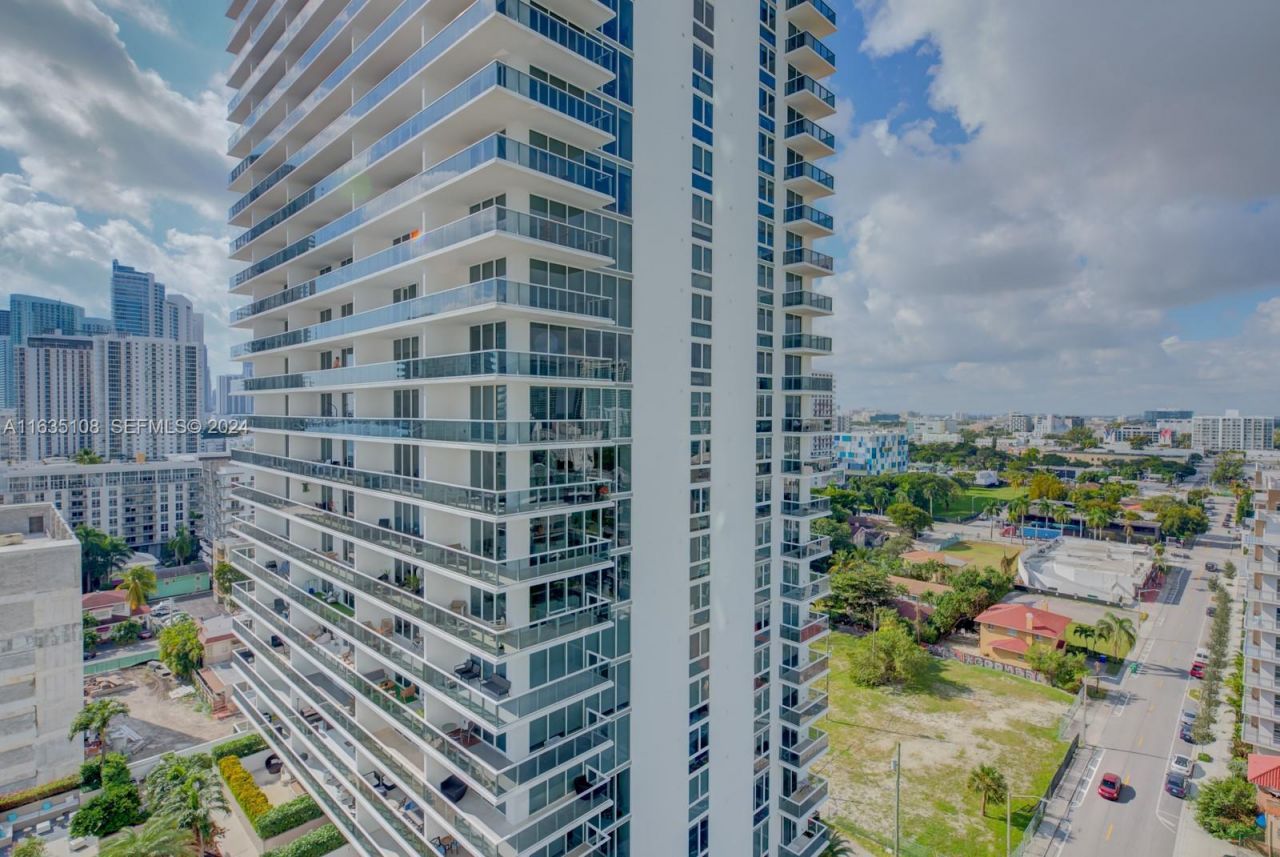 601 NE 27th St, Unit 1502, Miami, FL 33137 Photo