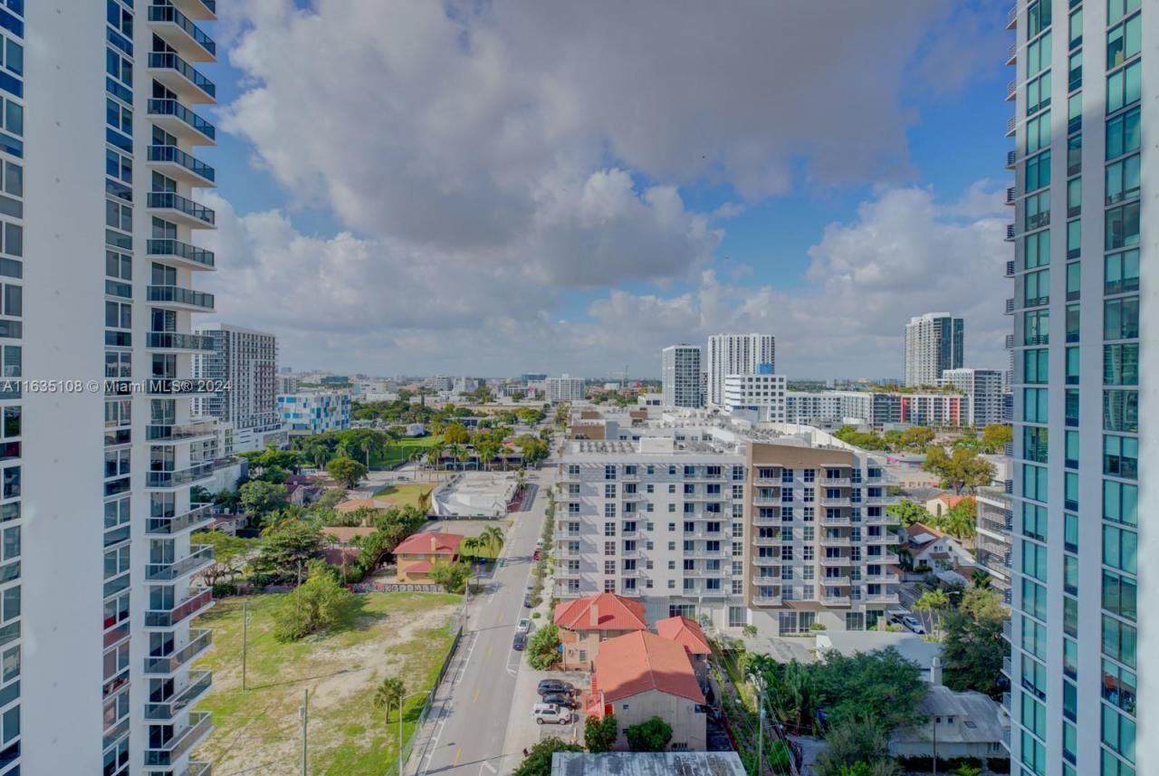 601 NE 27th St, Unit 1502, Miami, FL 33137 Photo