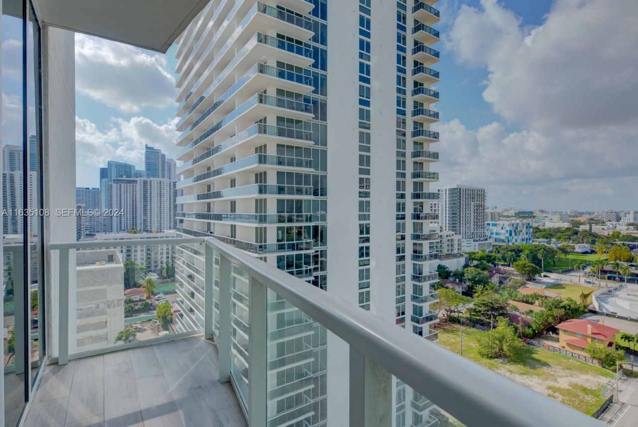 601 NE 27th St, Unit 1502, Miami, FL 33137 Photo