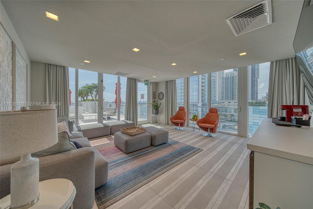 601 NE 27th St, Unit 1502, Miami, FL 33137 Photo
