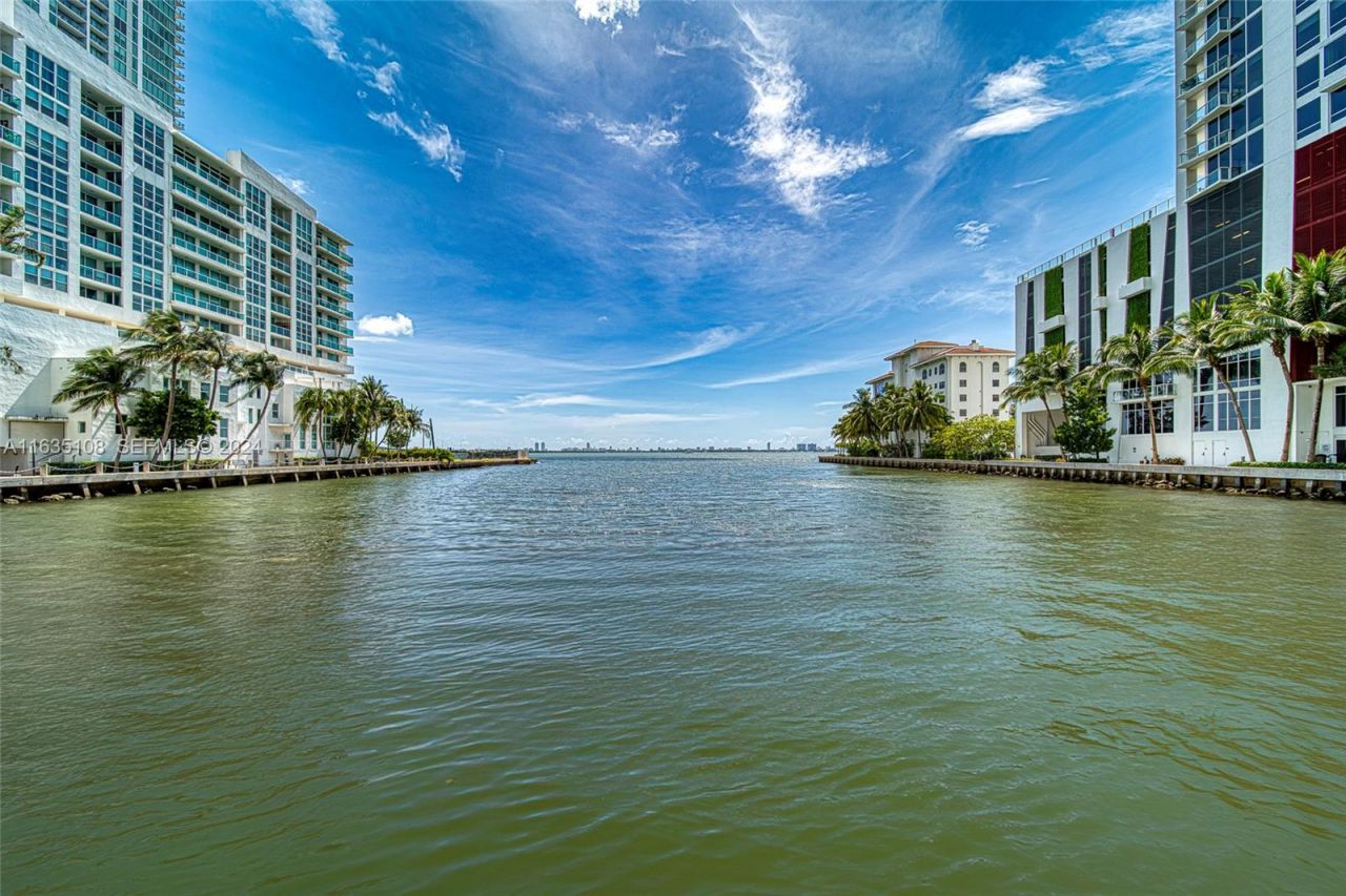 601 NE 27th St, Unit 1502, Miami, FL 33137 Photo