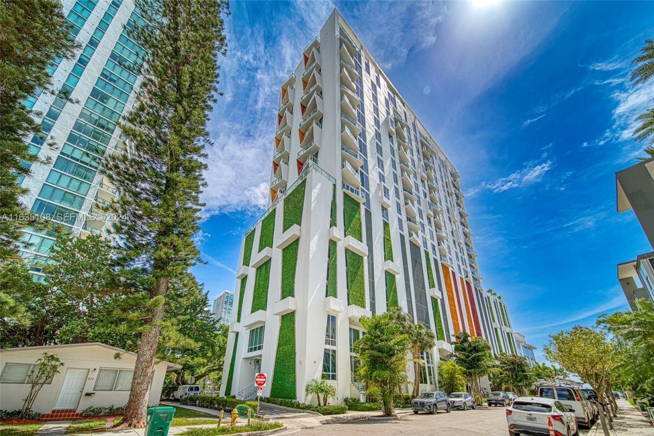 601 NE 27th St, Unit 1502, Miami, FL 33137 Photo