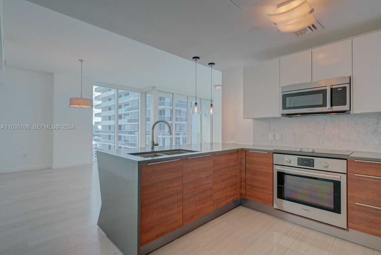 601 NE 27th St, Unit 1502, Miami, FL 33137 Photo