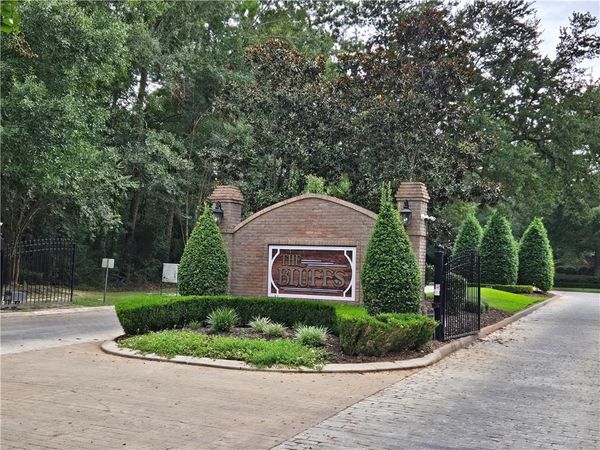 HIGHLAND BLUFF Drive, Slidell, LA 70461