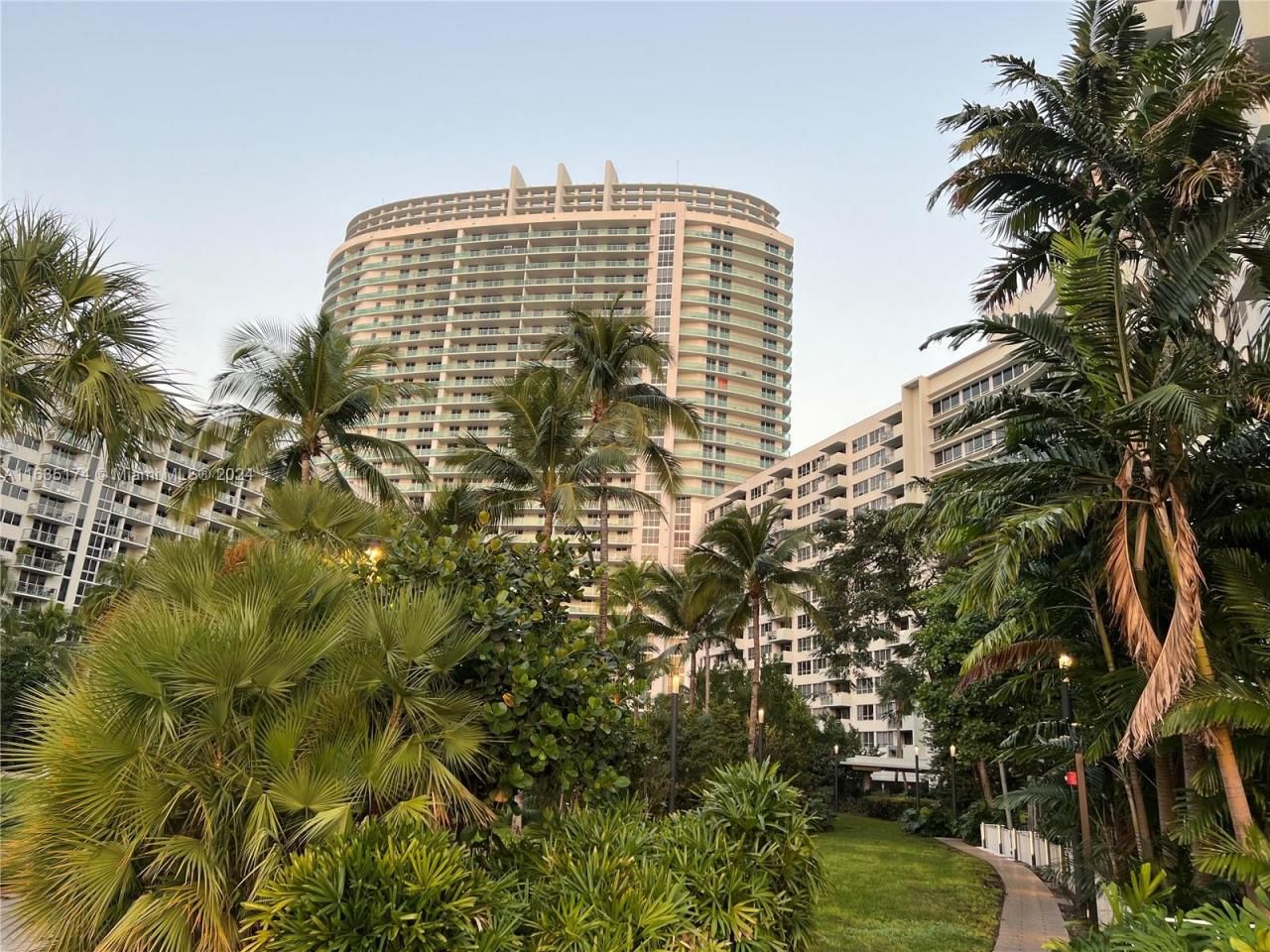 1500 Bay Rd, Unit 522S, Miami Beach, FL 33139 Photo