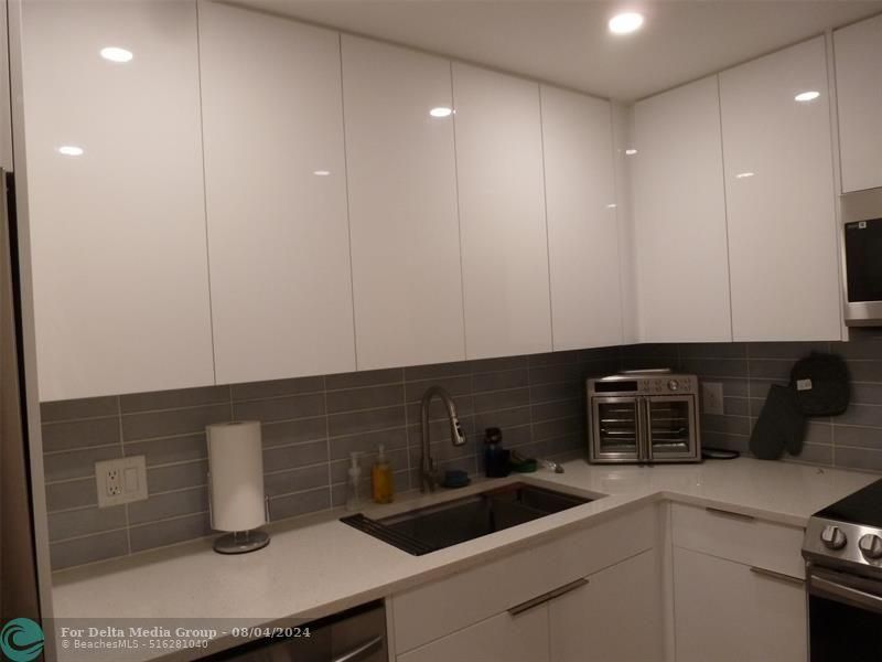 101 Briny Avenue, Unit 1803, Pompano Beach, FL 33062 Photo